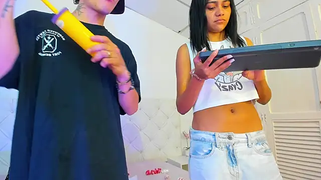 Zaira Angel online show from November 12, 4:21 am