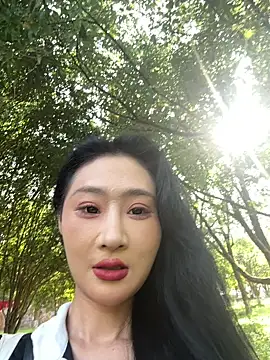 linger-23 online show from October 1, 7:02 am