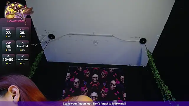 Hairydoll  online show from November 4, 9:09 pm