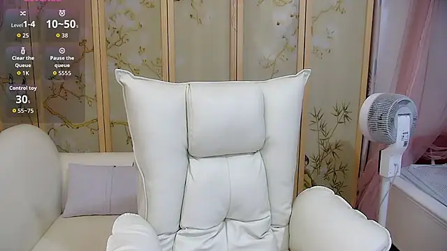 Xiaoxuan-baby online show from October 13, 2:42 pm