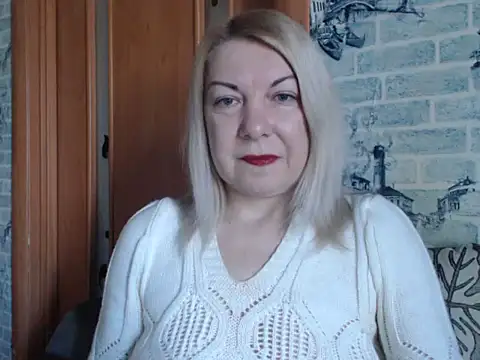 Lillia Ray online show from February 10, 9:34 am