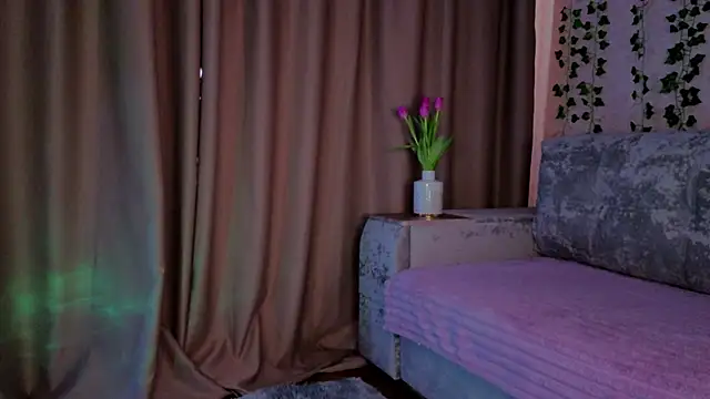 c0ralynx online show from March 8, 9:46 am