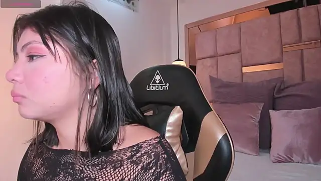 abby roux online show from February 27, 4:45 am