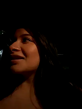 Snapshot of andrea_gomes_ chatting on October 19, 8:16 am andrea gomes  online show from October 19, 8:16 am