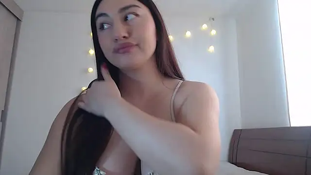 nalafoster online show from December 2, 3:03 pm