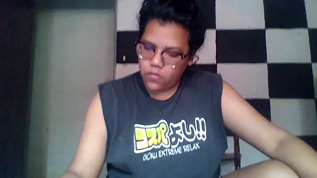 Valeria Tiffany online show from April 6, 8:10 pm