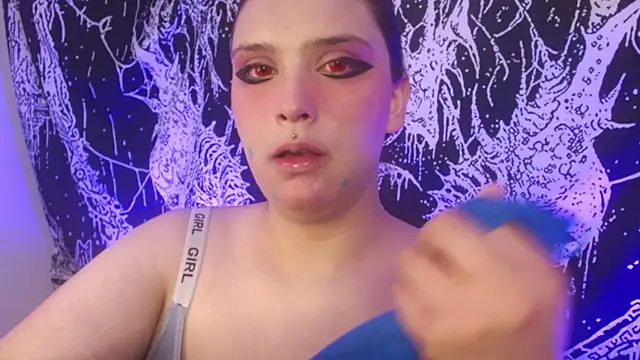 mikaskullcs online show from April 11, 4:43 pm