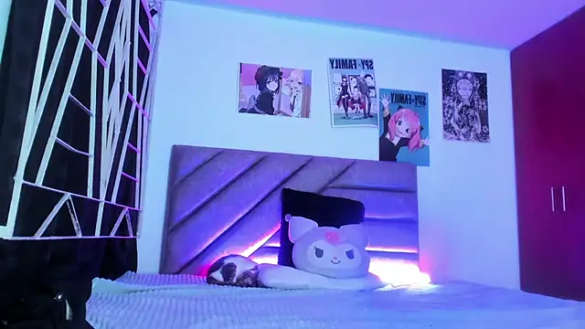 KARINNA  RAVEN online show from December 23, 12:03 am