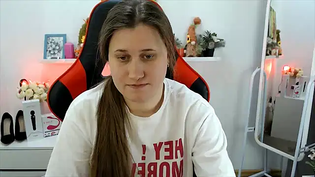 Lucky Lana online show from March 1, 4:12 am