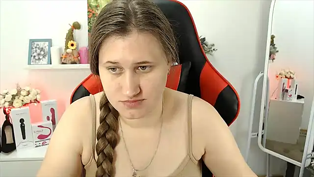 Lucky Lana online show from September 19, 2:21 am