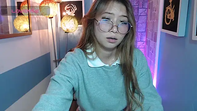 Fiorellaa delsd online show from November 11, 3:20 pm