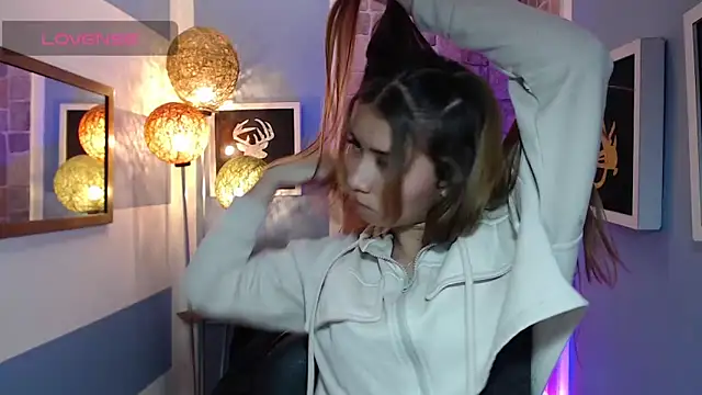 Fiorellaa delsd online show from November 4, 3:39 pm