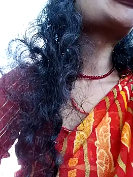 Eshna Dabral online show from December 14, 4:07 am