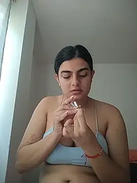 carlafox05 online show from February 12, 2:30 pm