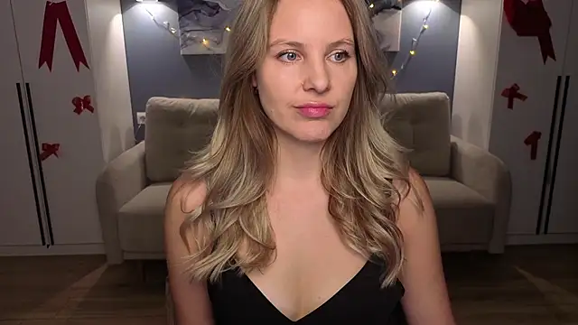 MelanieBennett online show from December 23, 7:12 am