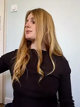 tuny x online show from March 25, 1:58 pm