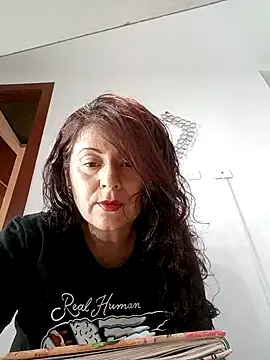 lunadicty online show from November 26, 11:06 pm