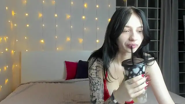 Snapshot of Chatty_Alice chatting on September 27, 12:40 am Chatty Alice online show from September 27, 12:40 am