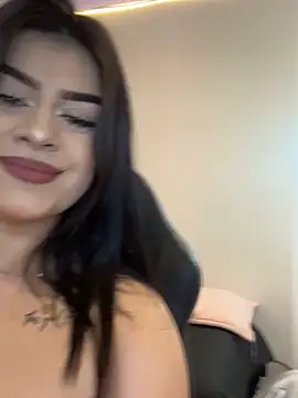 Snapshot of Kariina__69 chatting on October 16, 3:31 am Kariina 69 online show from October 16, 3:31 am
