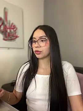 Cristina pinkk online show from December 3, 3:20 am