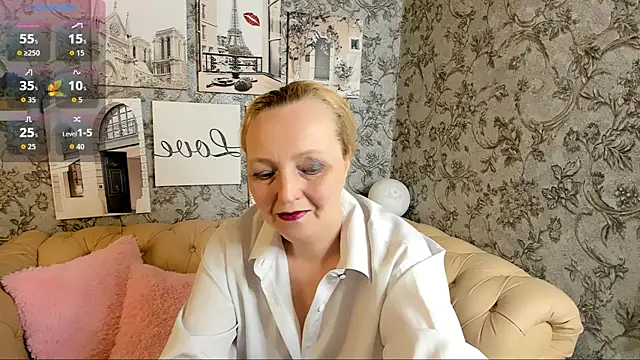 Karen Villis online show from January 11, 1:05 pm