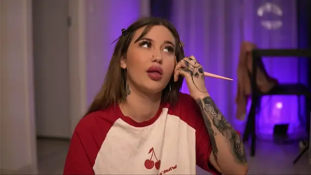 AryaDeluna online show from November 16, 7:58 pm