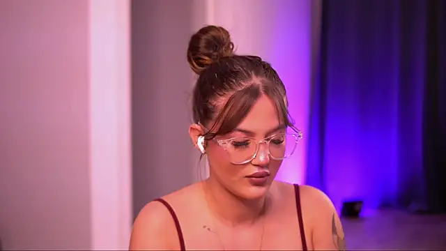 AryaDeluna online show from September 25, 8:06 pm