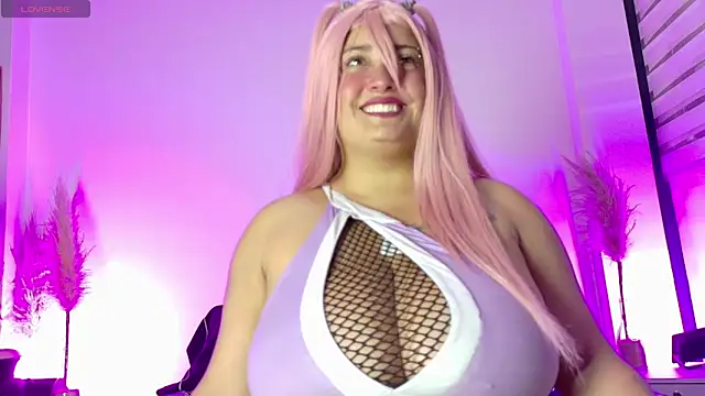 Snapshot of Alicee_stone_ chatting on October 14, 2:52 pm Alicee stone  online show from October 14, 2:52 pm