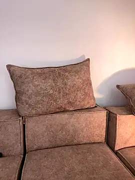 alissradiante1 online show from December 2, 3:30 am