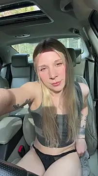 SabrinaRosed online show from April 18, 2:52 pm