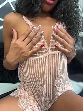 SweetCheeksXXX online show from March 4, 9:32 pm