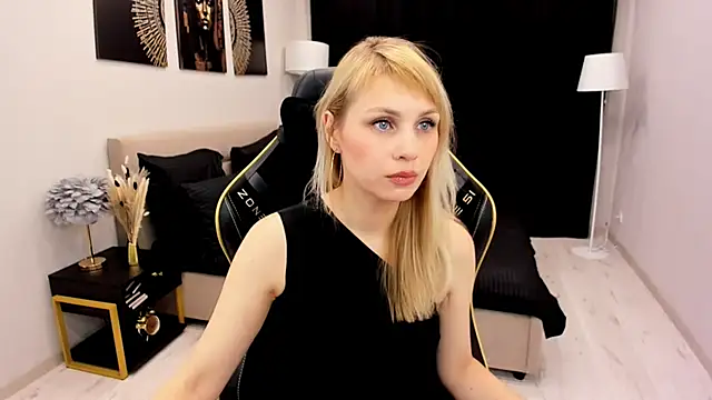 LindaSandy 1 online show from November 12, 10:35 am