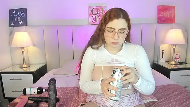 lizy portman online show from November 15, 1:17 am