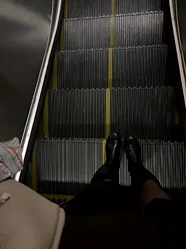 xiaoyuan01 online show from January 17, 1:46 am