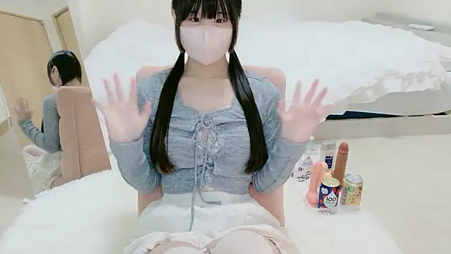 Snapshot of im_hina chatting on October 26, 1:06 pm im hina online show from October 26, 1:06 pm