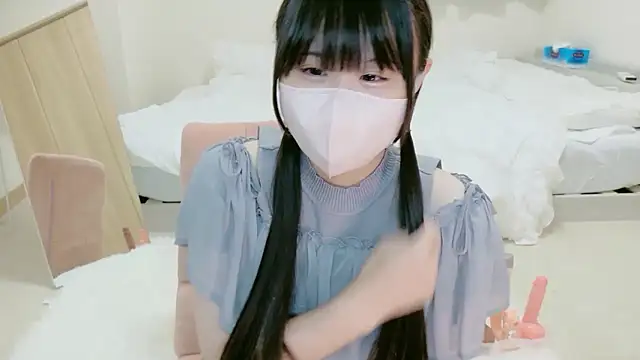 Snapshot of im_hina chatting on September 25, 6:06 pm im hina online show from September 25, 6:06 pm