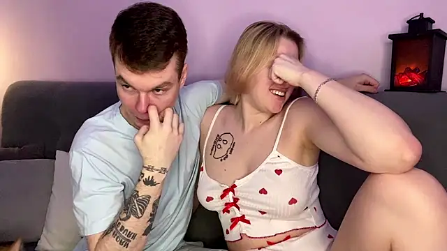 julielourens online show from January 19, 7:48 am