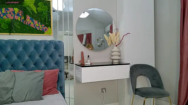 SiennaPierce online show from November 17, 5:08 am