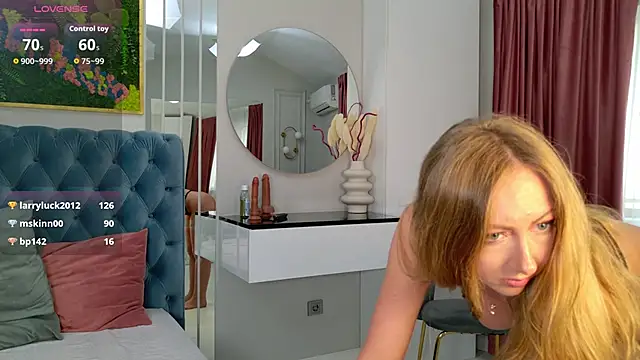 SiennaPierce online show from April 25, 12:41 pm