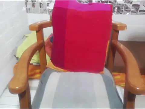 rose-crystal online show from February 19, 10:52 pm