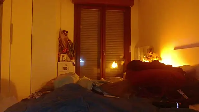 refem9 online show from December 3, 7:16 pm