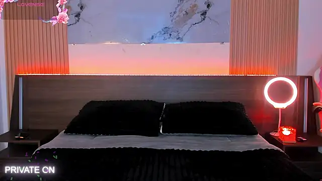 samanthaa moon online show from February 17, 1:27 am