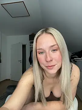 celis secret online show from February 19, 7:41 am