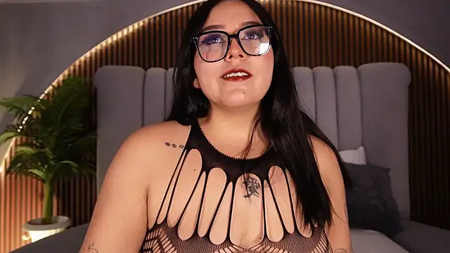 KatlynRous online show from December 19, 5:16 pm