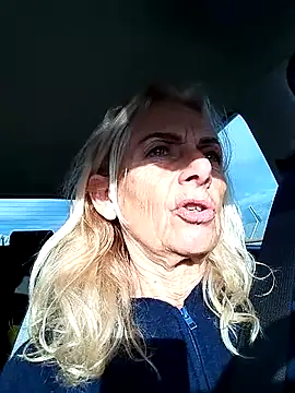 clarabell4 online show from November 19, 7:41 am