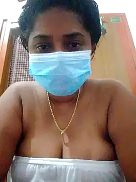 boosypussy online show from March 29, 2:05 pm