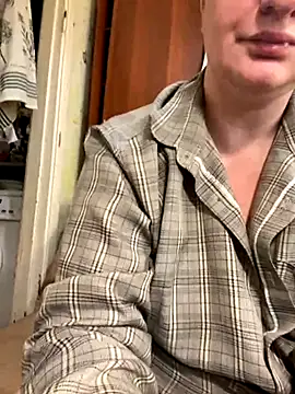 FetishIris online show from September 13, 12:13 pm