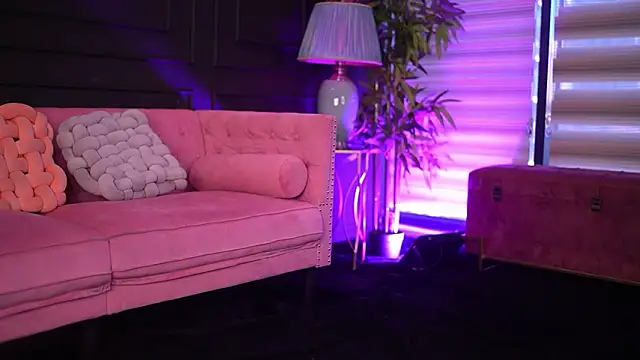 OdetteMason online show from March 7, 6:20 am