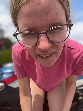 Bikergirl 97 online show from June 30, 12:59 pm