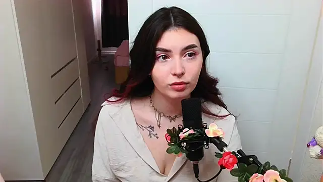 peachyness online show from April 2, 12:57 pm